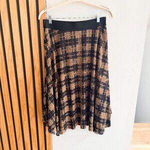 Calvin Klein Women's Plaid Midi Skirt Black and Tan (M)